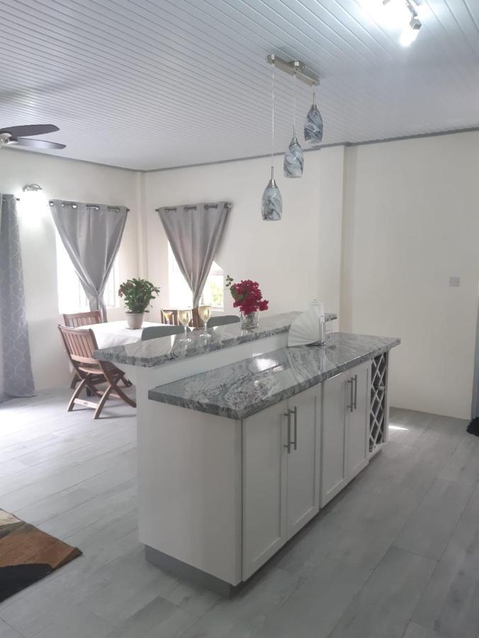 Tranquility Suites- Feels Like Home Choiseul Exteriör bild