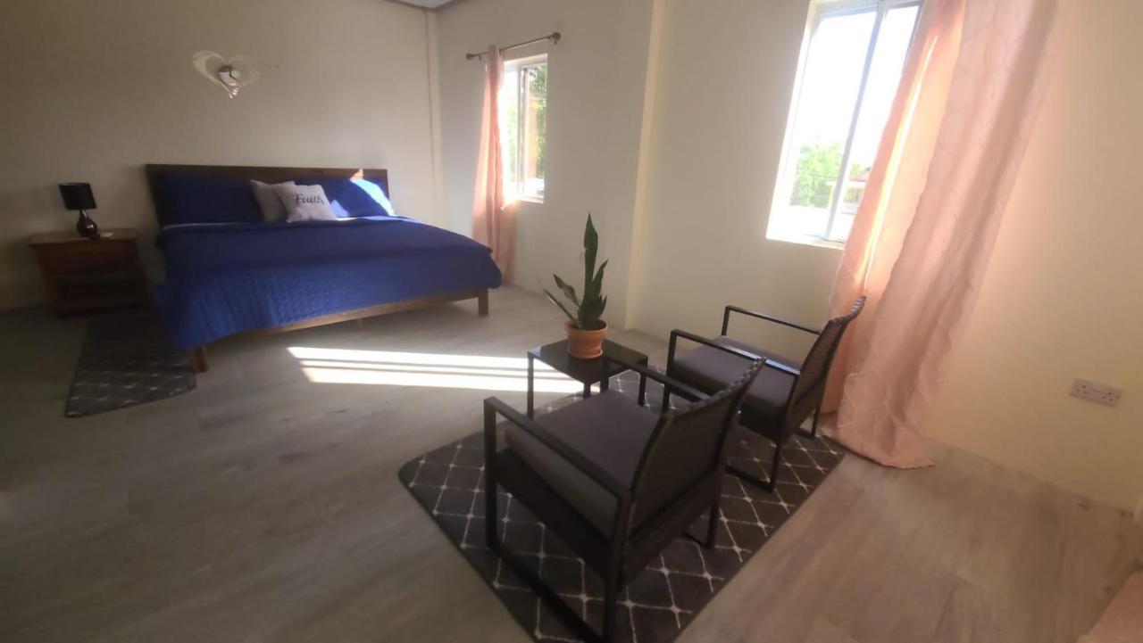 Tranquility Suites- Feels Like Home Choiseul Exteriör bild